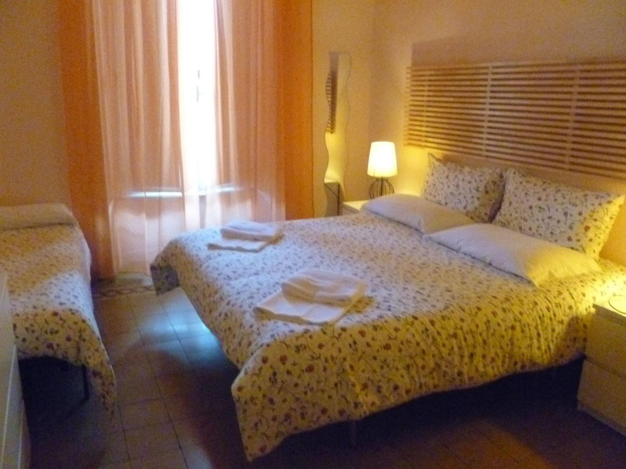 Carlo Alberto House Rome Exterior photo
